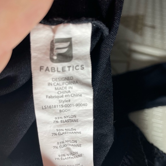 Fabletics - Picture 4 of 4